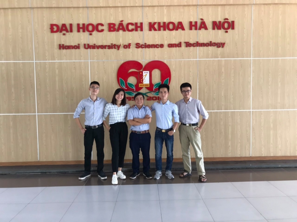 Sinh viên Đại học Bách khoa Hà Nội chế tạo xương từ nhựa peek sinh học