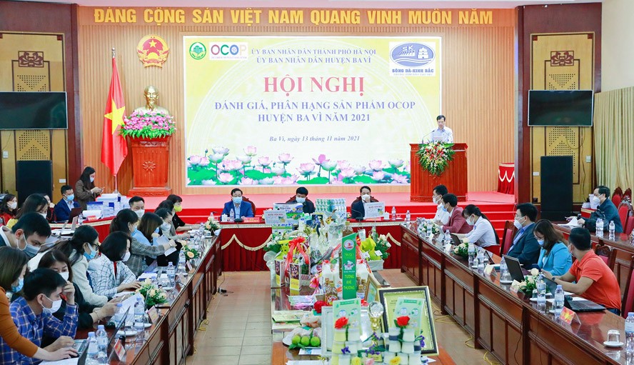 Huyện Ba Vì đánh giá, phân hạng 54 sản phẩm OCOP của 14 chủ thể