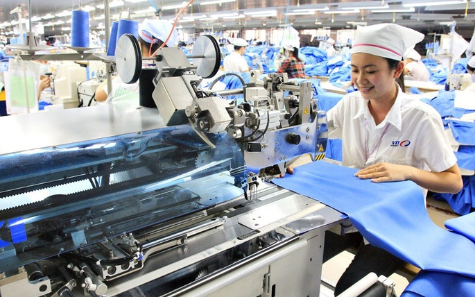 Nguồn cung nguyên liệu được nối lại giúp ngành dệt may bứt phá