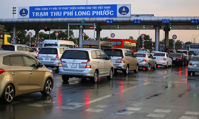 “Gỡ khó” cho thu phí tự động không dừng