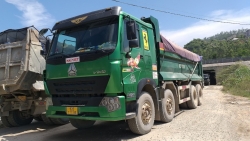 Quảng Nam: Người dân sống gần 5 mỏ đá bỏ ăn uống, chặn xe tải gây ô nhiễm