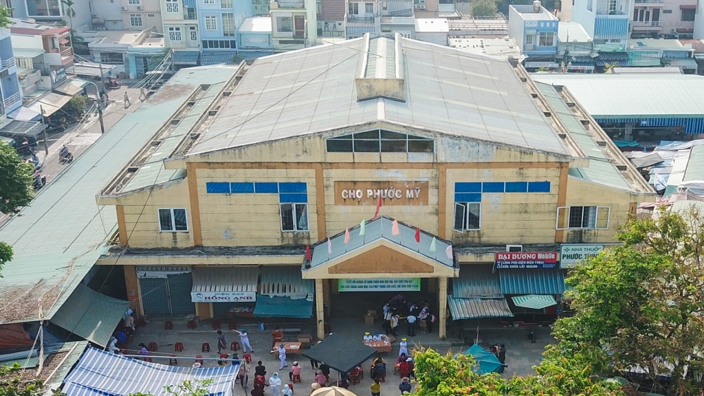 Đà Nẵng: Hơn 400 tiểu thương chợ Phước Mỹ được xét nghiệm Covid-19