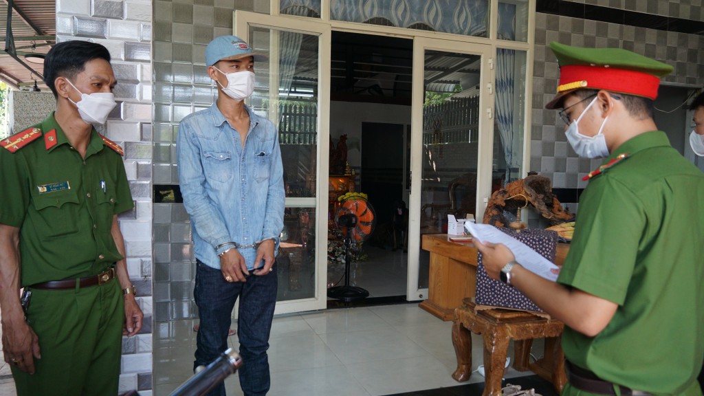Quảng Nam: Trộm cây mai  bán tiêu xài, 4 thanh niên bị tạm giữ