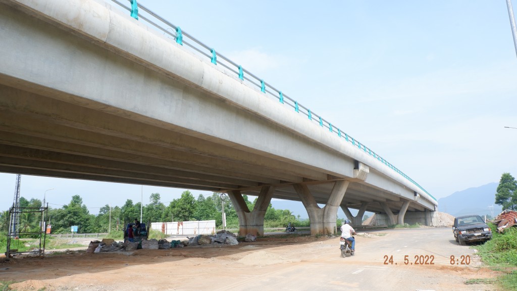 Hai cây cầu vượt "có một không hai" tại phía Tây TP Đà Nẵng