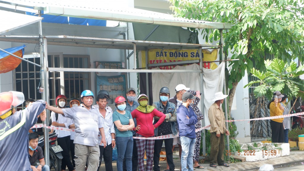 Quảng Nam: Cháy lớn, hàng trăm công nhân tháo chạy khỏi Công ty may Woochang Việt Nam Quảng Nam: Cháy lớn, hàng trăm công nhân tháo chạy khỏi Công ty may Woochang Việt Nam