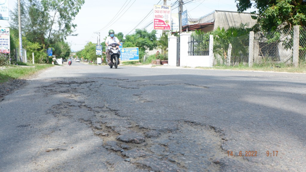 Quảng Nam: "Gánh" hàng chục dự án phân lô, Tỉnh lộ 607B đang "lở loét" trầm trọng