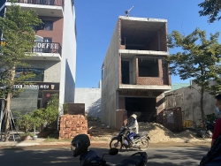 Đà Nẵng: Phát hiện nam thanh niên tử vong cạnh công trình xây dựng