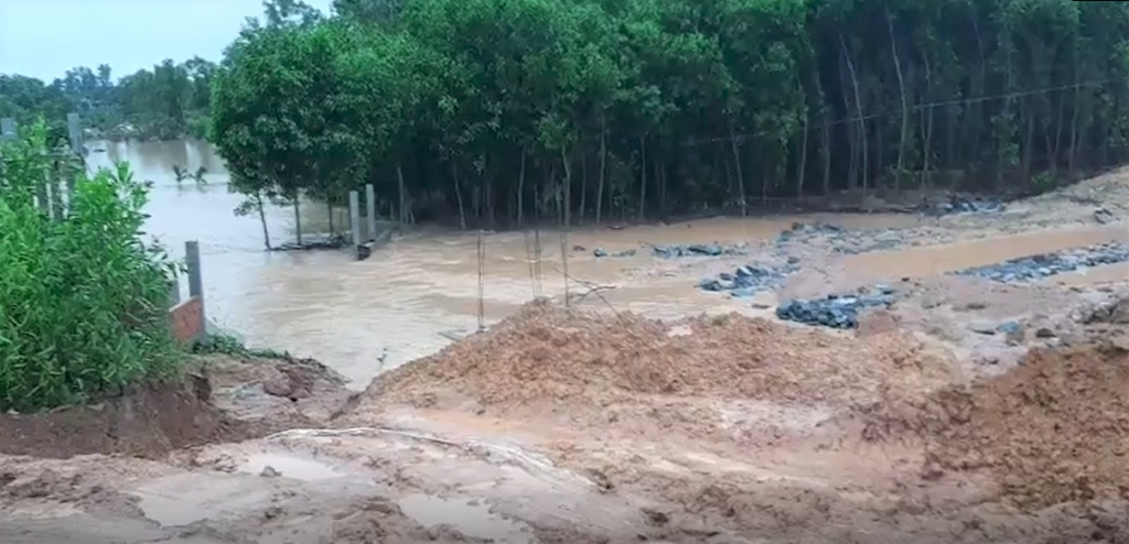 Quảng Nam: Mưa lớn, đập chứa 800 ngàn m3 nước bị vỡ