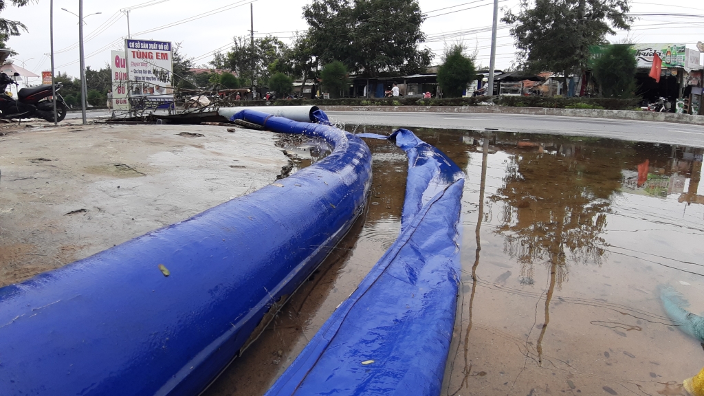 Quảng Nam: Bị ngập úng gần nửa tháng, người dân ven biển Điện Dương kêu cứu