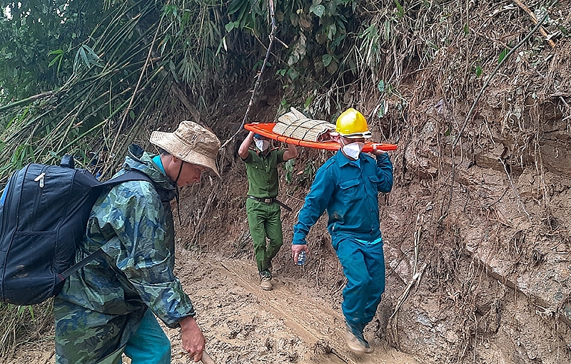 53 người bị vùi lấp ở Quảng Nam: Tìm thấy thêm 2 thi thể, còn 12 người mất tích