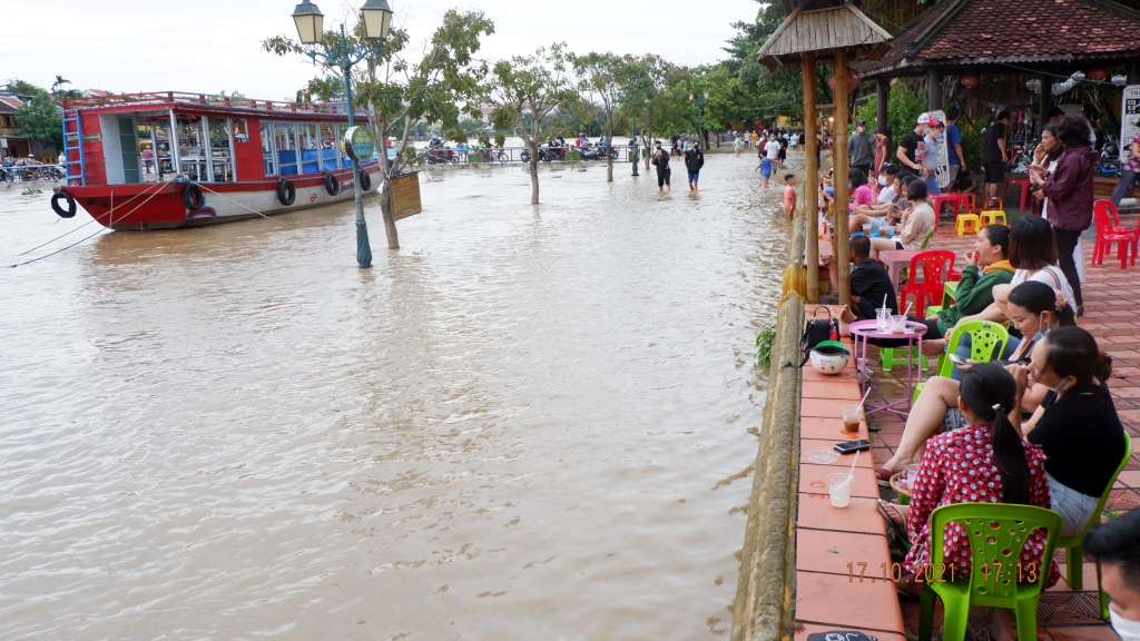 Giới trẻ 