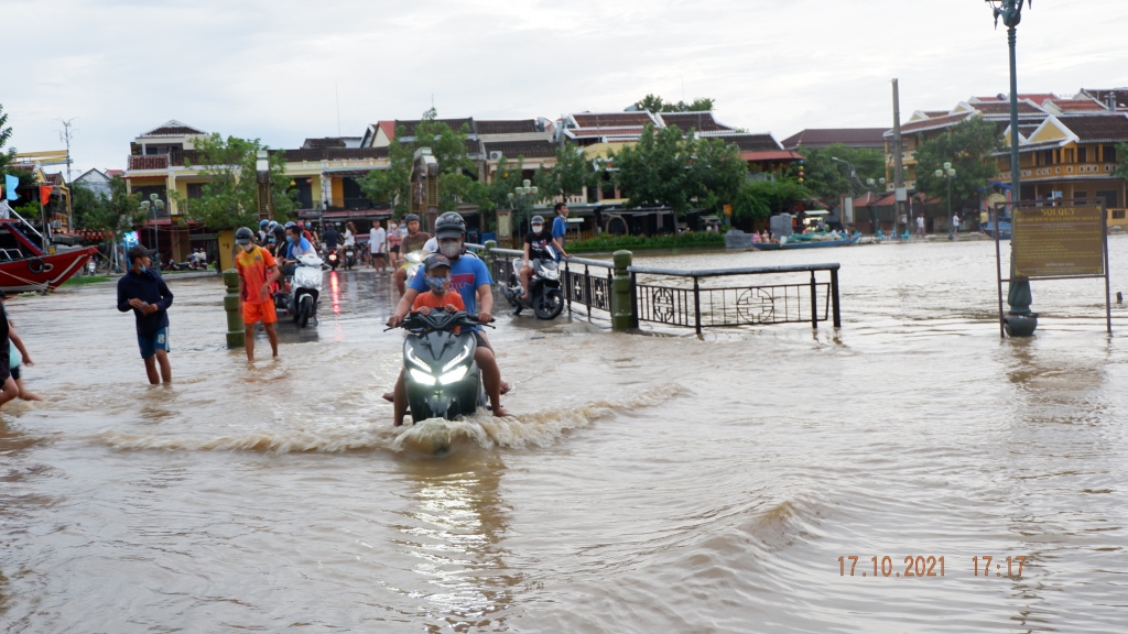 Giới trẻ Giới trẻ