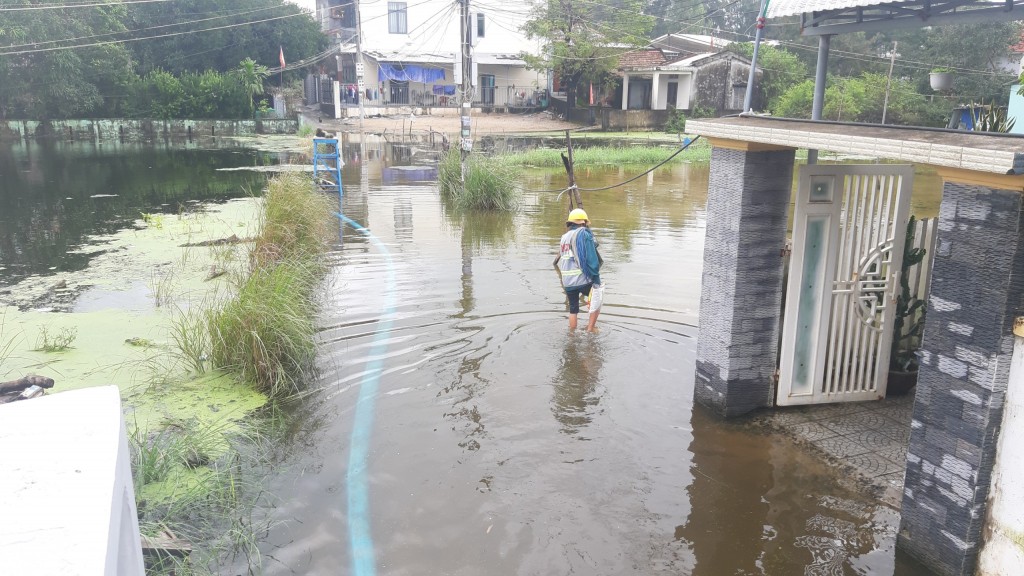 Quảng Nam: Bị ngập úng triền miên, 40 hộ dân phường Điện Dương chỉ biết than trời