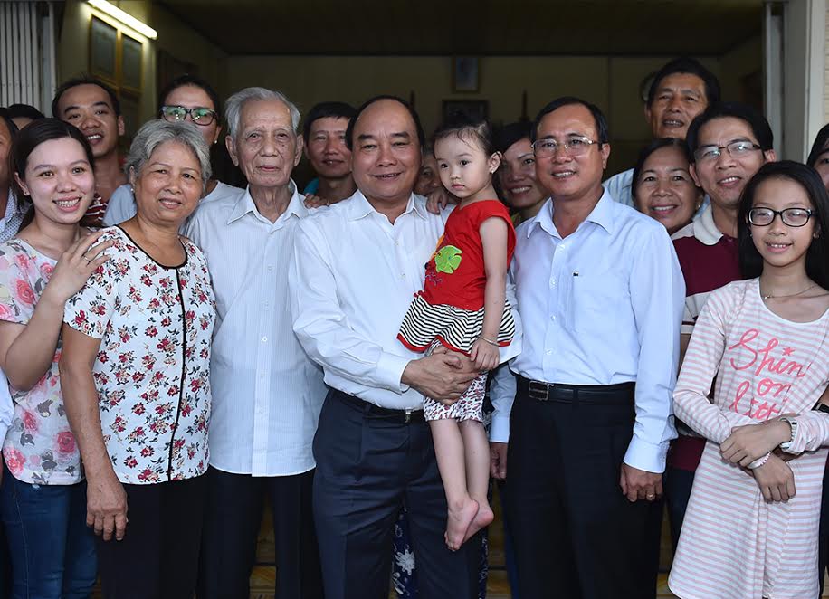 Thủ tướng Chính phủ làm việc với lãnh đạo tỉnh Bình Dương