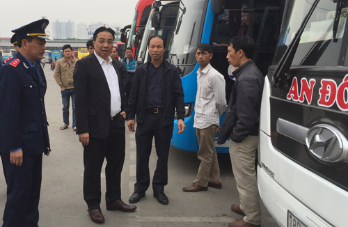 Hà Nội sẽ mạnh tay với nhà xe chống đối chuyển tuyến đón khách