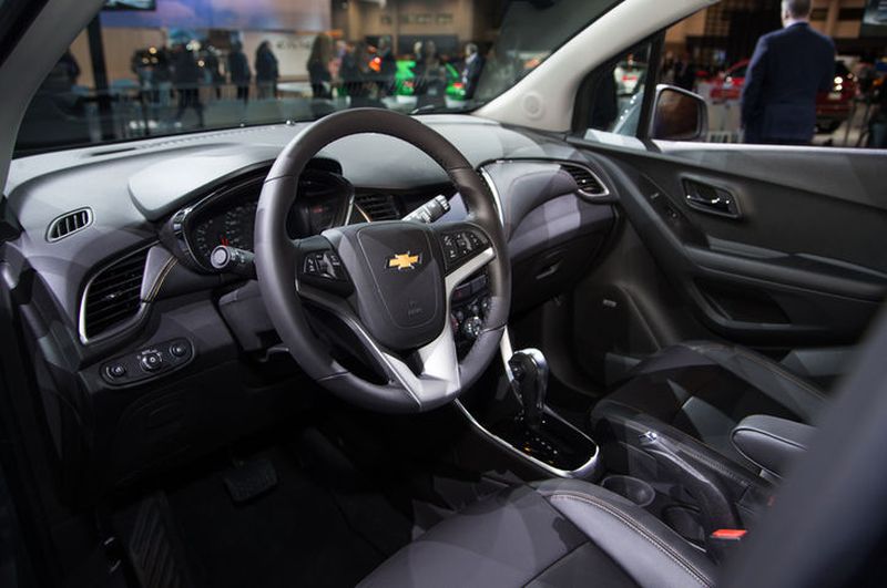 [ĐÁNH GIÁ XE] Chevrolet Trax 2017 - đối thủ xứng tầm trong phân khúc SUV-B giá 769 triệu đồng