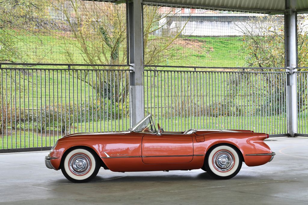 Đấu giá xe hiếm Copper Corvette C1