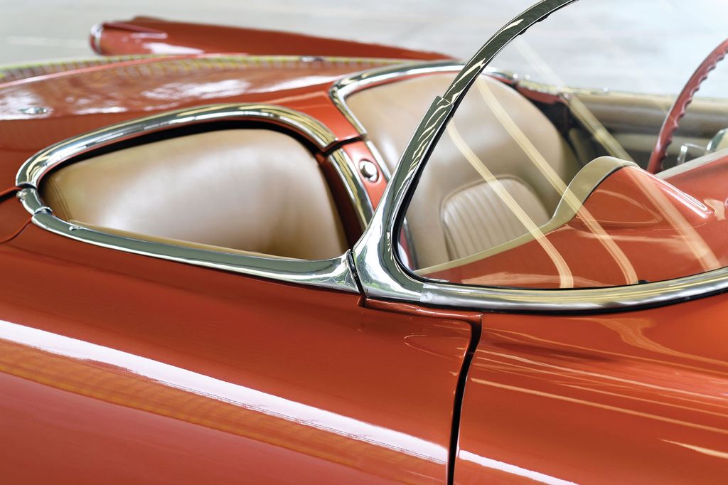 Đấu giá xe hiếm Copper Corvette C1