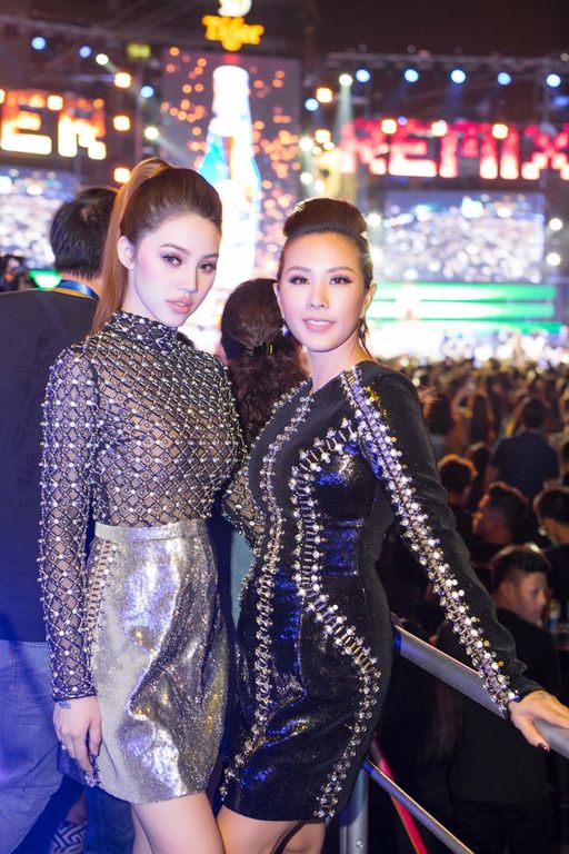 Minh Nhựa đón sinh nhật cùng vợ tại Nhà tuyết khổng lồ Tiger Crystal