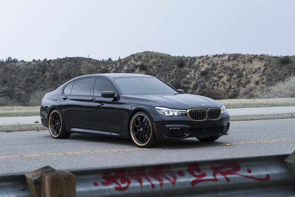 Chủ sở hữu BMW 7-Series chọn la-zăng Forgiato Quattresimo để tăng tính độc quyền