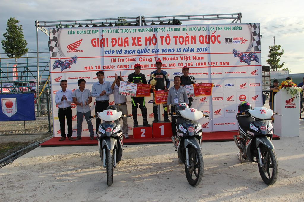 Honda Việt Nam khởi động năm mới với giải đua xe tại Bình Dương