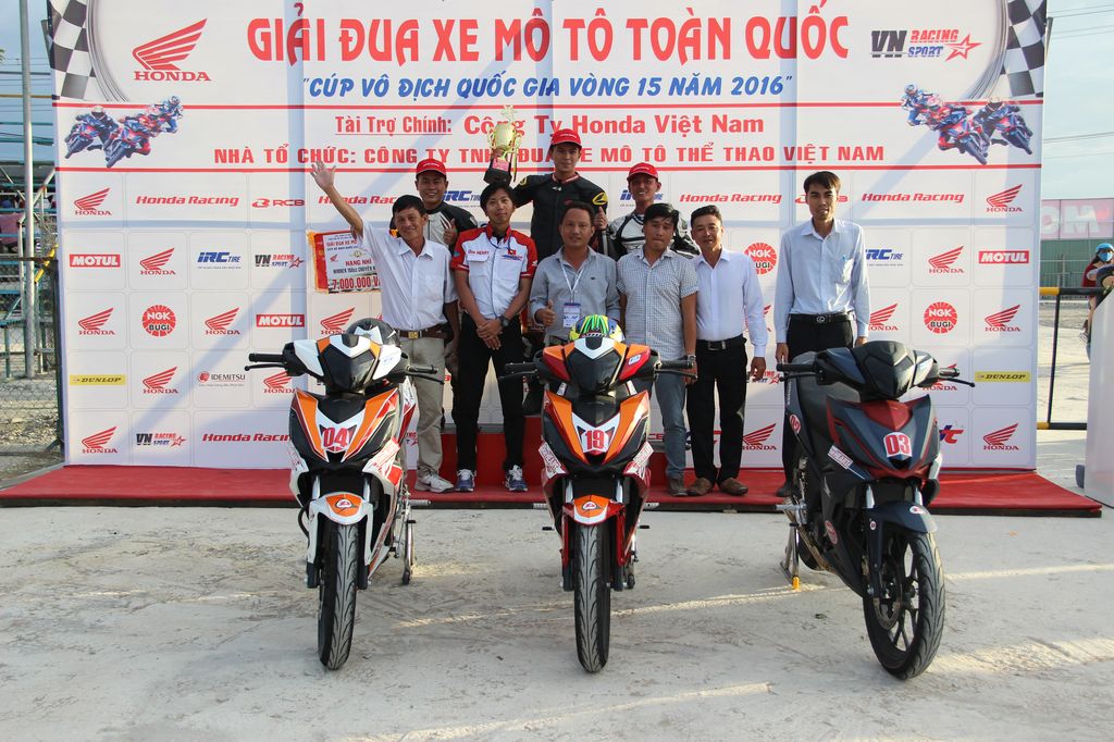 Honda Việt Nam khởi động năm mới với giải đua xe tại Bình Dương