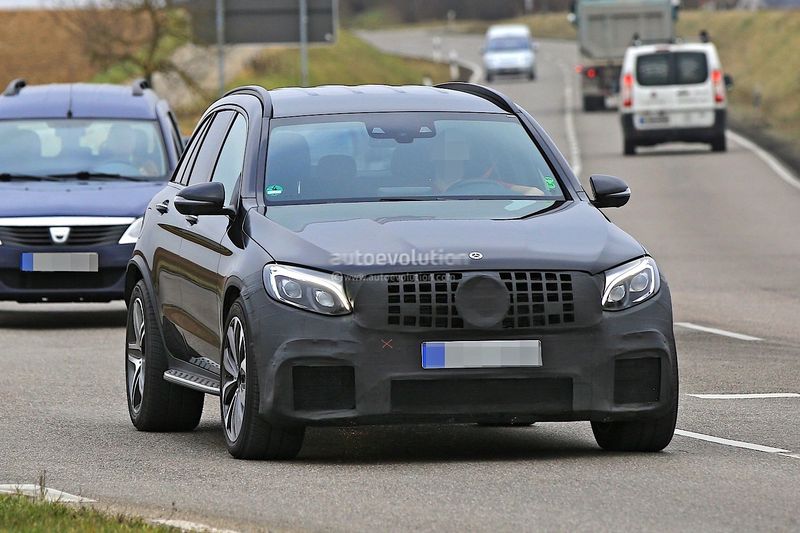 Mercedes-AMG GLC63 2017 sẽ mạnh hơn C63 phiên bản hiện tại
