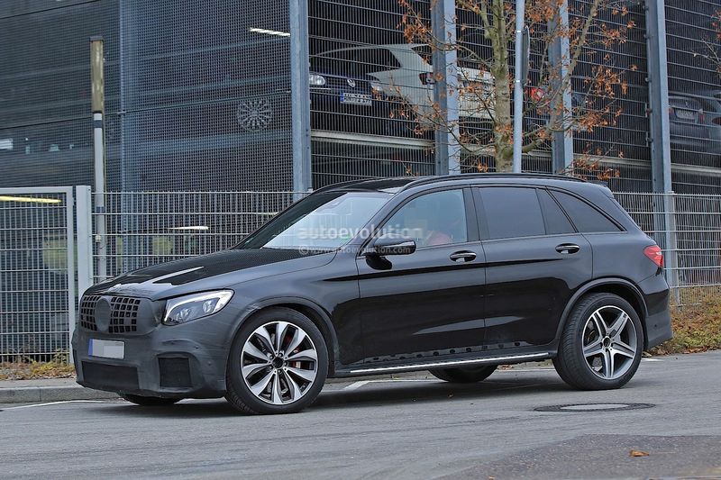 Mercedes-AMG GLC63 2017 sẽ mạnh hơn C63 phiên bản hiện tại