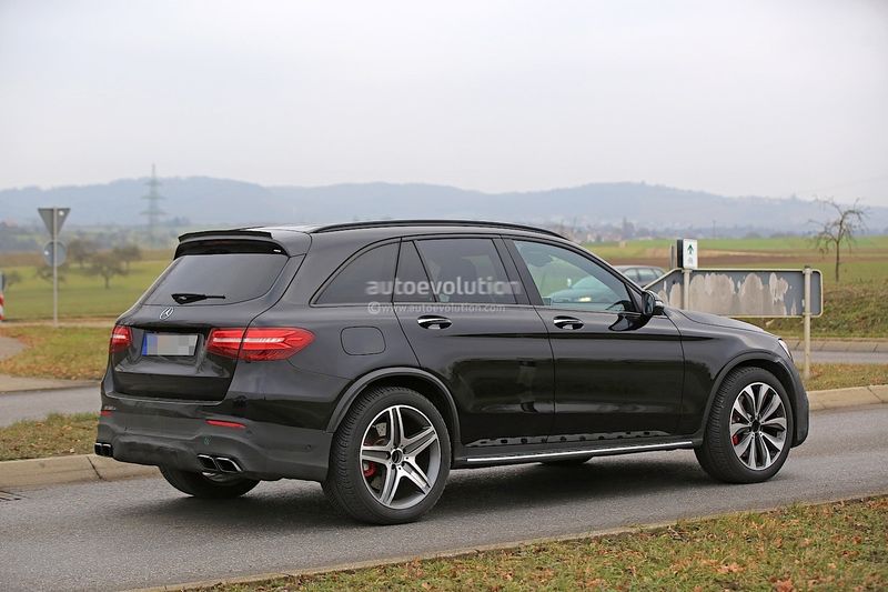 Mercedes-AMG GLC63 2017 sẽ mạnh hơn C63 phiên bản hiện tại