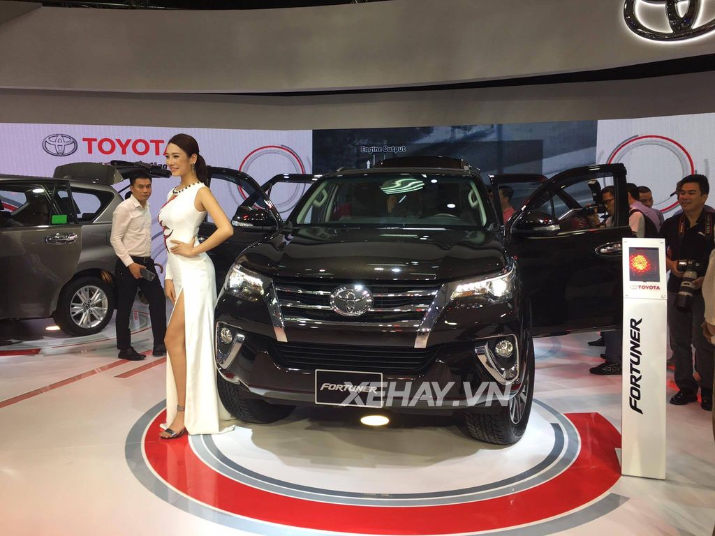 Toyota Fortuner 2017 sắp công bố giá bán tại thị trường Việt