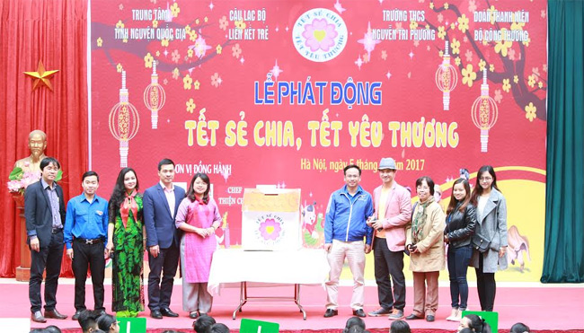 Phát động 