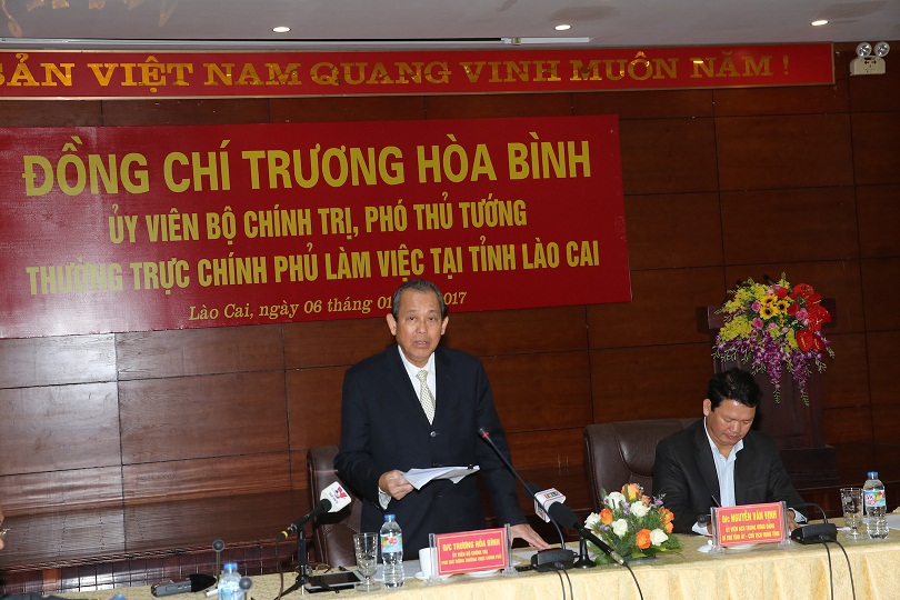 Phó Thủ tướng Thường trực Trương Hòa Bình làm việc tại Lào Cai
