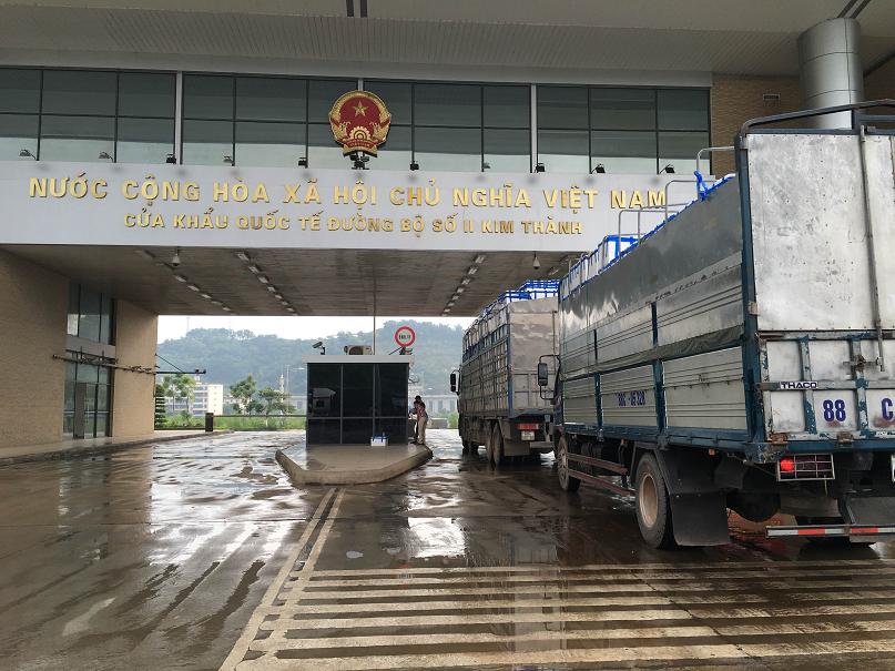Kéo dài thời gian thông quan tại cửa khẩu quốc tế Kim Thành