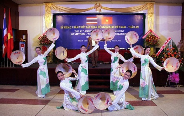 Tuyển đại biểu thanh niên tham dự hội thảo tại Thái Lan