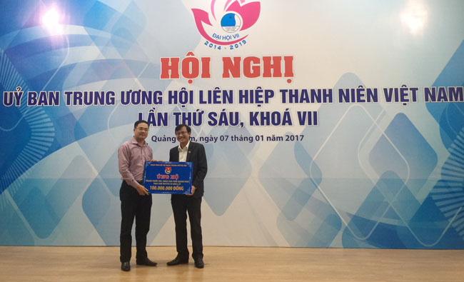 Thành đoàn Hà Nội ủng hộ 100 triệu đồng tới nhân dân các tỉnh Nam Trung Bộ