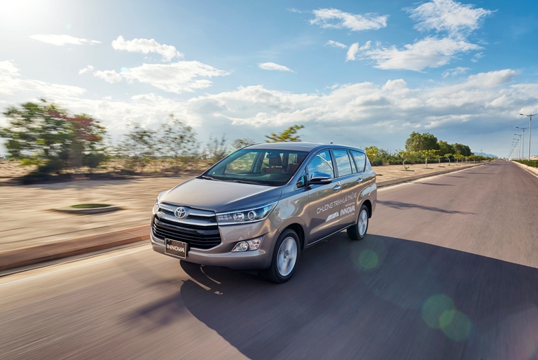 Toyota Việt Nam đạt doanh số bán hàng cao kỷ lục, tăng trưởng 13% năm 2016