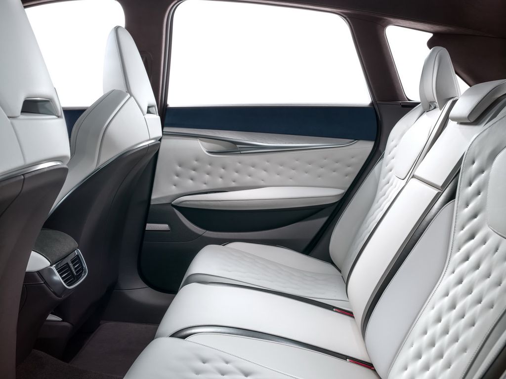 Detroit Auto Show 2017: Infiniti QX50 Concept như đang nhá hàng cho phiên bản sản xuất