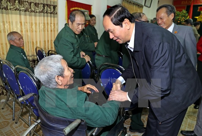 Chủ tịch nước thăm Trung tâm Điều dưỡng thương binh Nho Quan