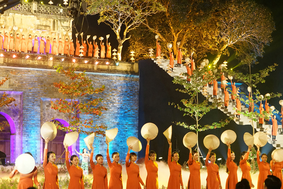 Hà Nội đón gần 22 triệu khách du lịch trong năm 2016