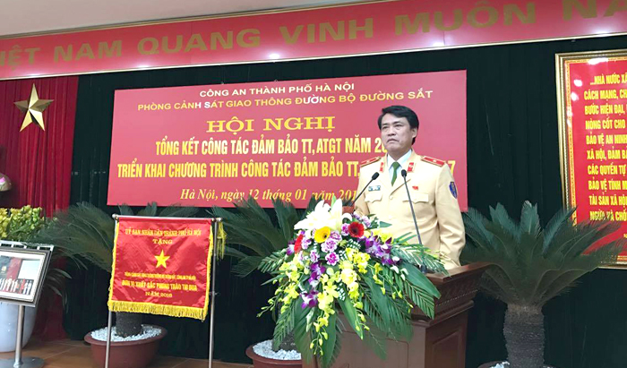 Cần nhanh chóng tìm ra giải pháp, giải quyết hiệu quả ùn tắc và tai nạn giao thông