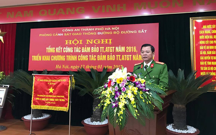 Cần nhanh chóng tìm ra giải pháp, giải quyết hiệu quả ùn tắc và tai nạn giao thông