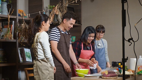 MC Danh Tùng khuyên chị em giảm béo với món ăn Nhật Bản