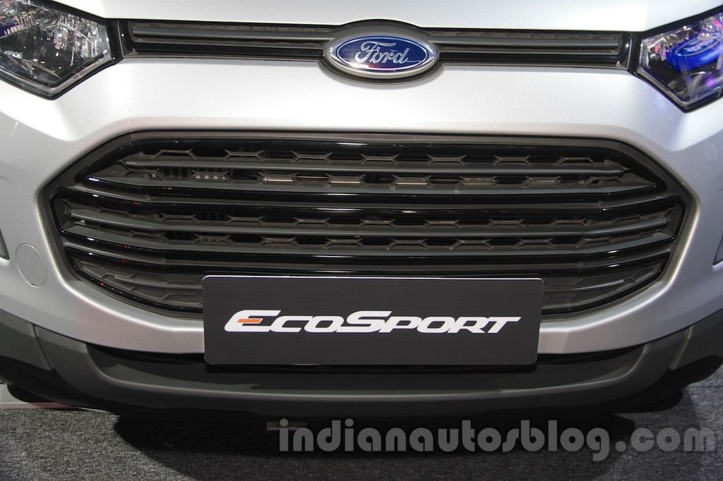 Ford EcoSport 2017 màn hình cảm ứng có giá từ 328 triệu VNĐ tại Ấn Độ
