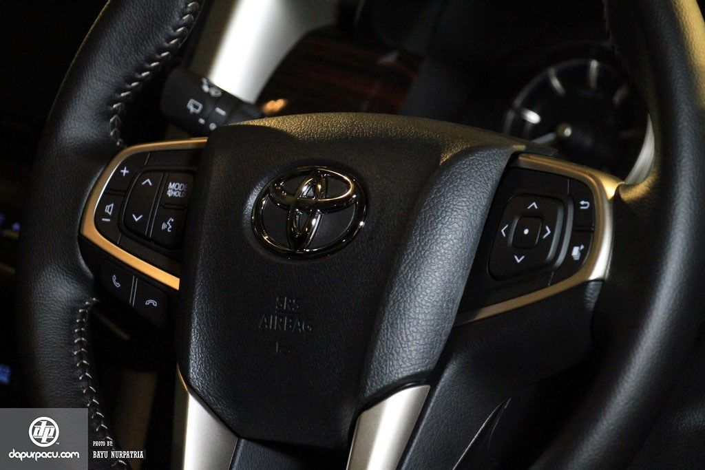 Toyota Innova Venturer ra mắt tại Indonesia, giá bán từ 650 triệu đồng