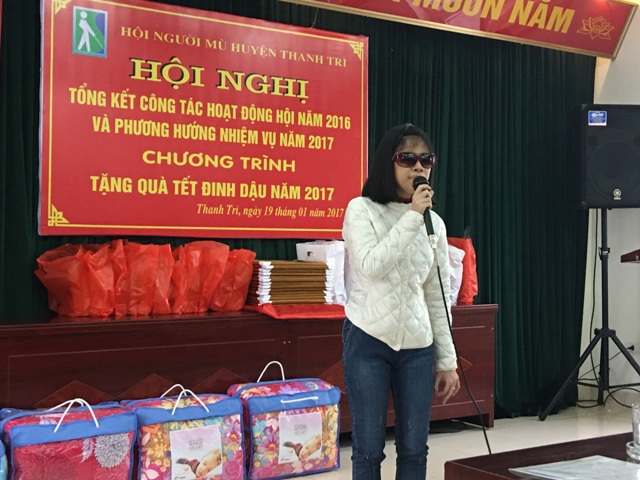 Hội Người mù huyện Thanh Trì hăng hái thi đua