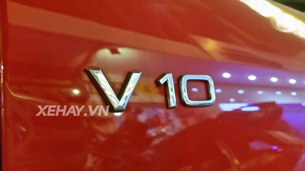 Sài Gòn: Chạm mặt Audi R8 V10 