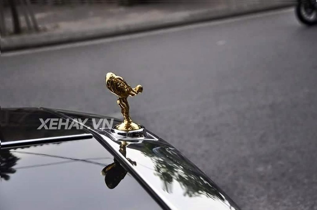 Chi tiết Rolls Royce Phantom EWB Series II của đại gia Hải Dương