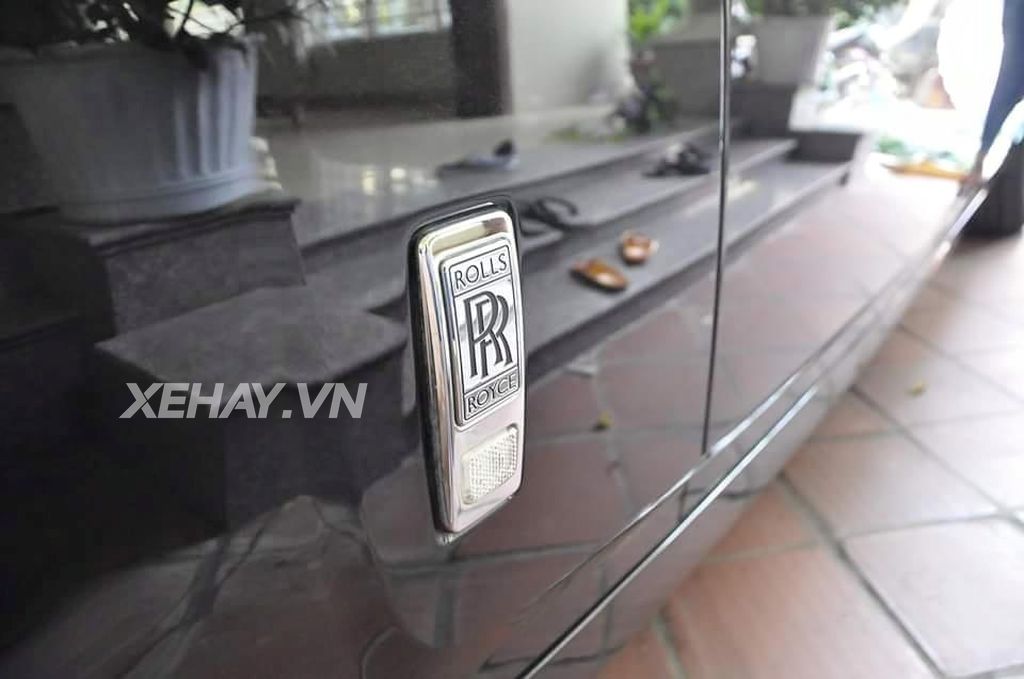 Chi tiết Rolls Royce Phantom EWB Series II của đại gia Hải Dương