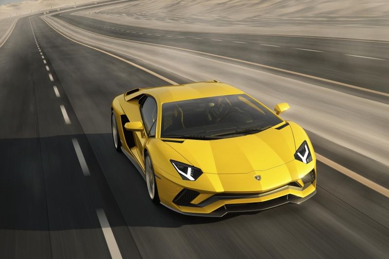 Lamborghini Aventador S đầy hấp dẫn trong hai đoạn video giới thiệu mới