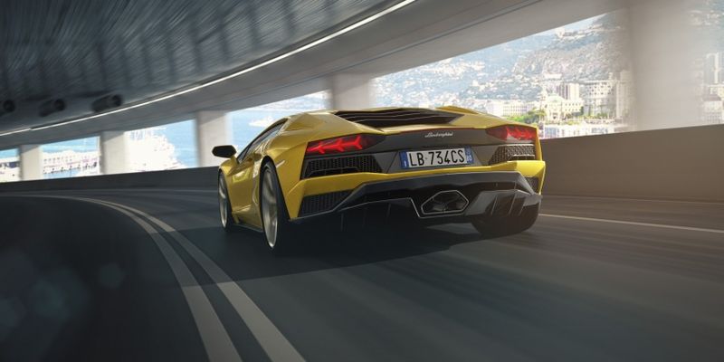Lamborghini Aventador S đầy hấp dẫn trong hai đoạn video giới thiệu mới